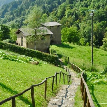 Appartamento Panoramico Casa Gerro Averara Exterior photo